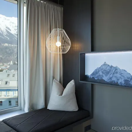 Adlers Hotel 4*